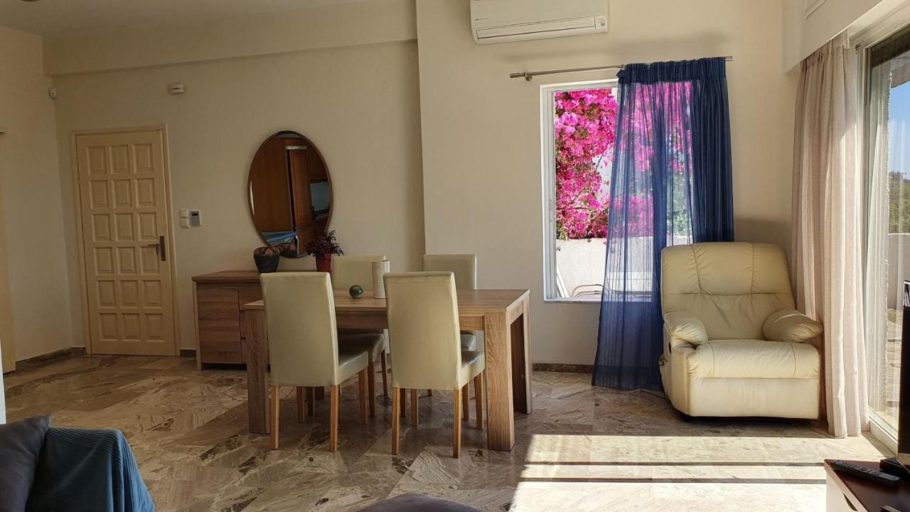 Villa Pinelopi カラマタ エクステリア 写真